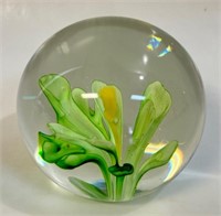 NICE SMALL VINTAGE BLOWN GLASS PAPERWEIGHT