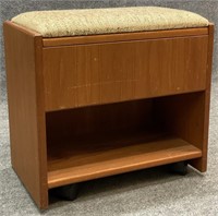 Hundevad Mid Century Teak Vanity Bench