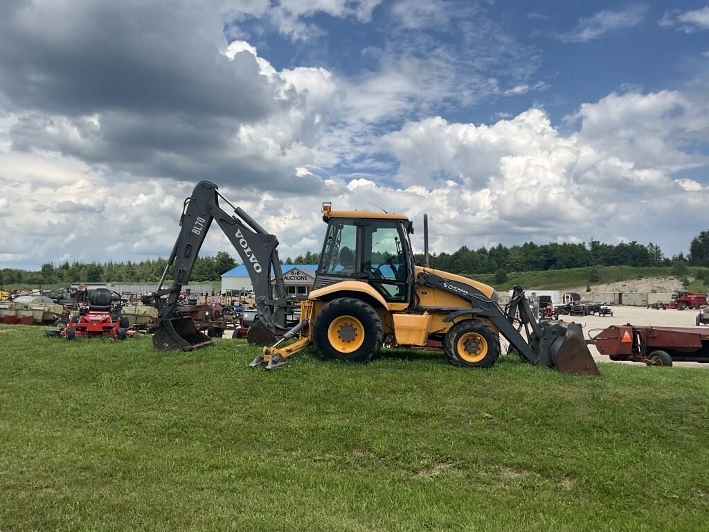 2005 Volvo BL70 Backhoe