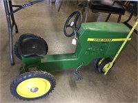 JD 30 SERIES PEDAL TRACTOR
