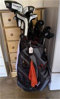 MIXED SET GOLF CLUBS IN BAG WITH BALLS, TEES,