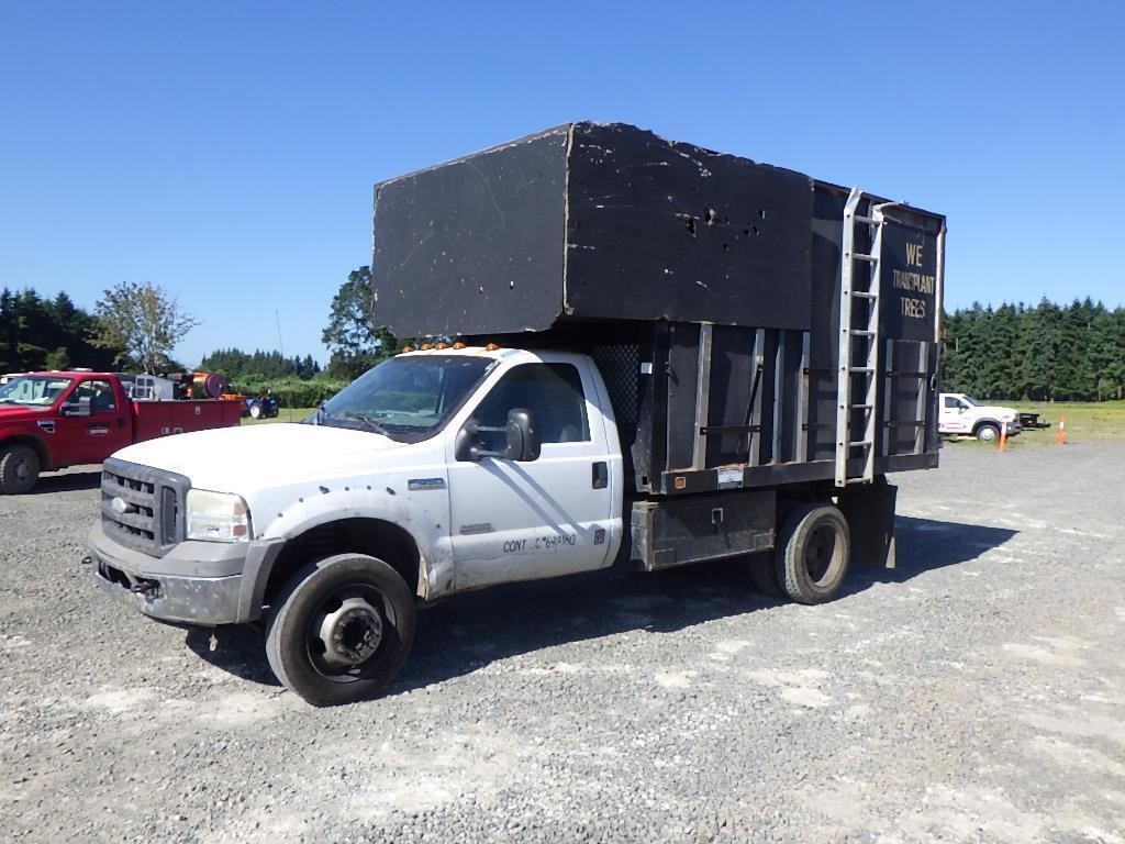 2005 Ford F450 12' S/A Dump Truck