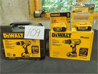 DeWalt drill/driver kit &  hammer drill kit
