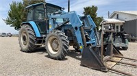 Ford 6635DT Tractor w/ Allied 595 Loader