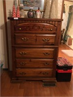 5 Drawer Chest of Drawers