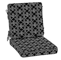 Essentials Outdoor 20x20in Chair Cushion 2