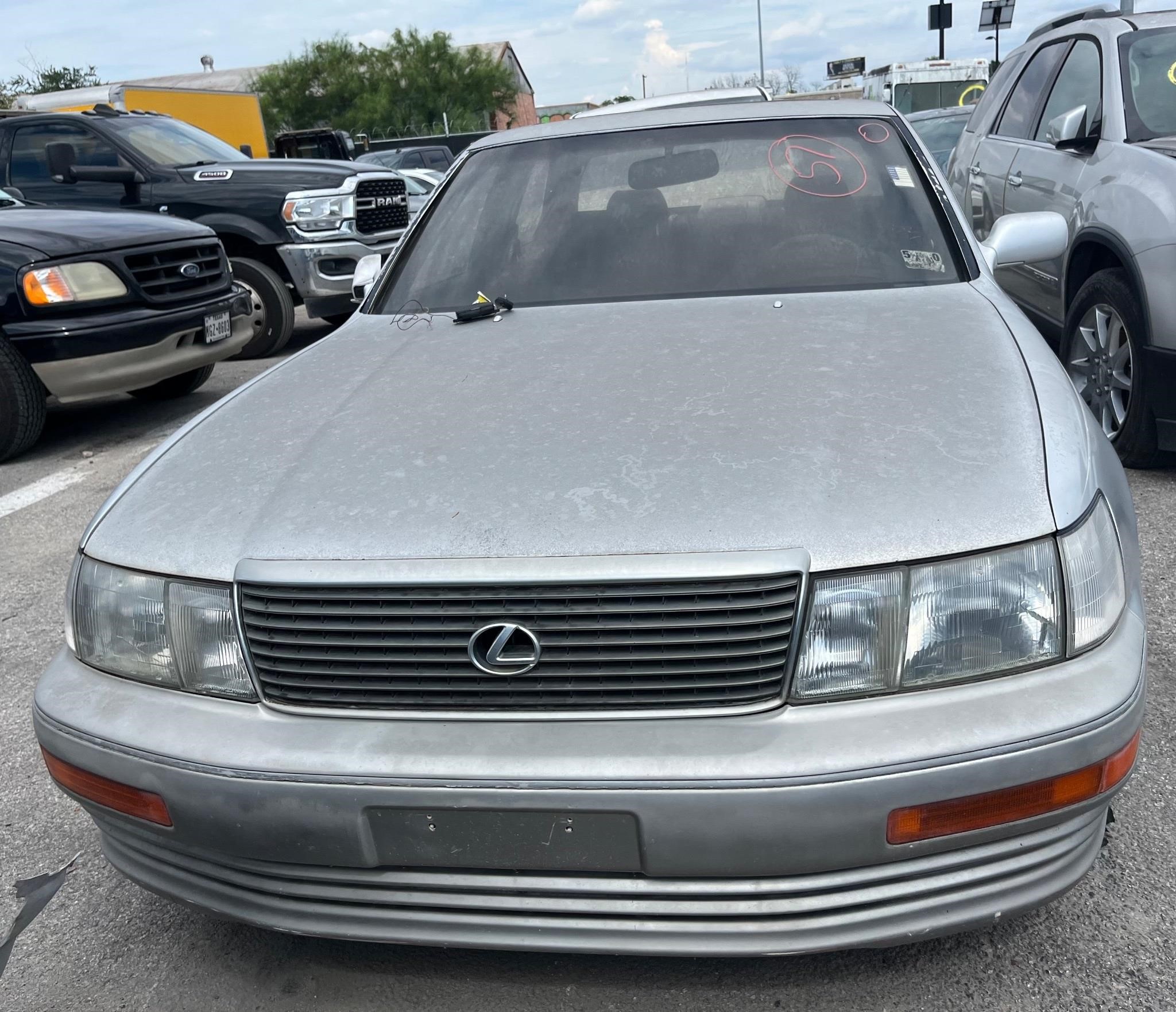 1993 LEXUS LS- 183137