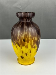 Czechoslovakia artsy glass vase