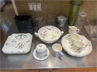 Gien France Dishes w/ 4 Asst Serving Bowls,