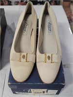 Rangoni - (Size 10) Designer Shoes