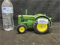 1/16 SCALE JOHN DEERE MODEL D DIE CAST TRACTOR