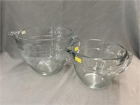 (2) Pampered Chef Measuring Cups