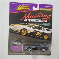 Johnny Lightning Mustang Classics 1996 Saleen Race