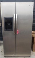 GE Refrigerator