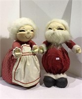 Adorable vintage Mr. and Mrs. Claus with starched