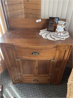 ANTIQUE WASH STAND- NICE SHAPE!