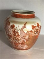 KUTANI MASTER 20th CENTURY JAPANESE PEACOCK VASE S