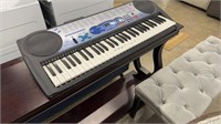 Casio LK-40 Key Light System Keyboard. 100+