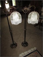 2 matching floor lamps