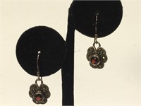 Sterling Silver earrings with Garnets and