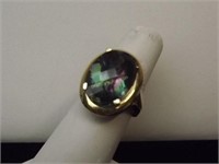 14kt Quilted Mystic Topaz ring 10.6 gr