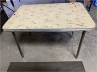 Child's table