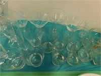 QTY CRYSTAL GLASSES, BOWL, COCKTAIL GLASSES