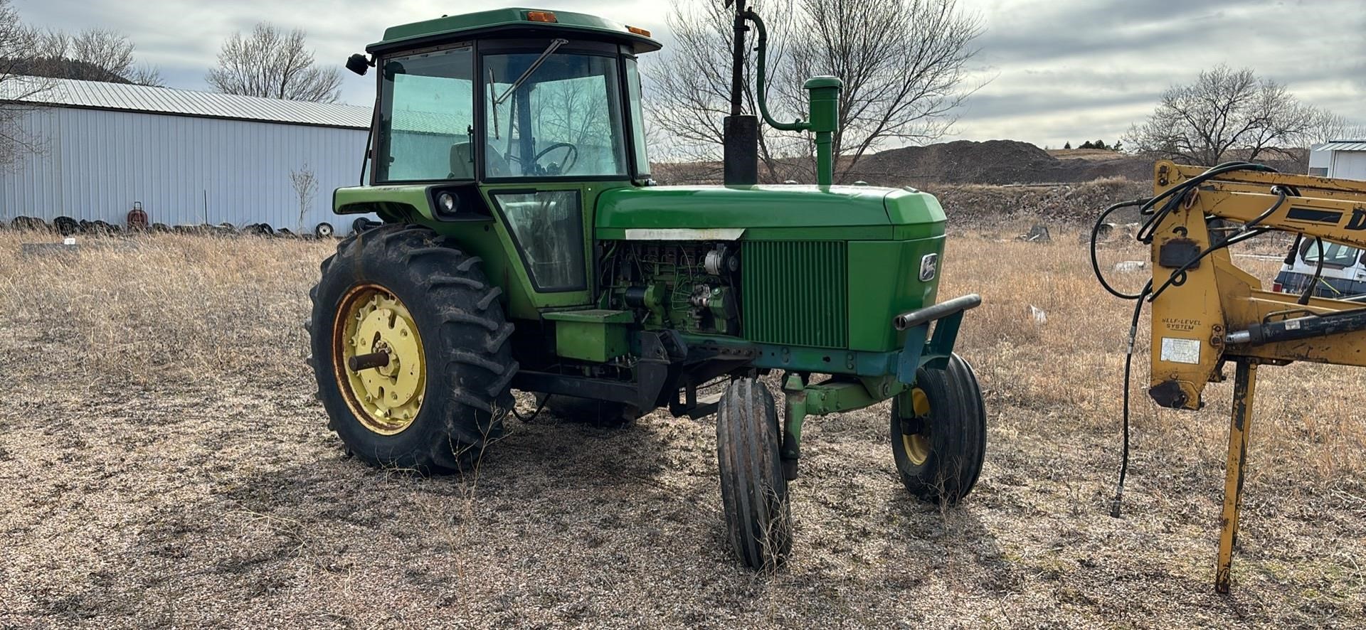 John Deere 4230