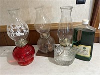 Set of 2 glass kerosene lamps, 1 glass lamp with