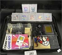 Vintage Nintendo Gameboy & Games.