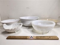 Shell Soap Dish & Assortment of Bowls