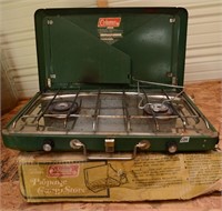 PORTABLE COLEMAN GRILL