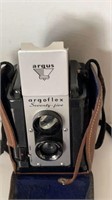 Argus Argoflex 75 camera w/case