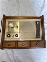 Vintage Westinghouse Radio