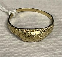 Ladies 10K Gold Ring