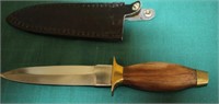 WOOD HANDLED DAGGER STYLE KNIFE WITH SHEATH