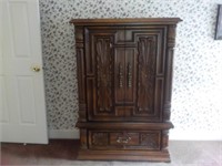 Mid Century upright dresser UP