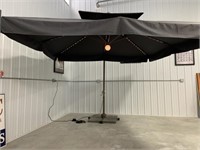 Summer Accents Patio 10'x10' Umbrella - LIKE NEW