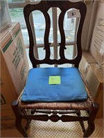 SINGLE DINING CHAIR-MATCHES OTHERS BUT DIFF FABRIC