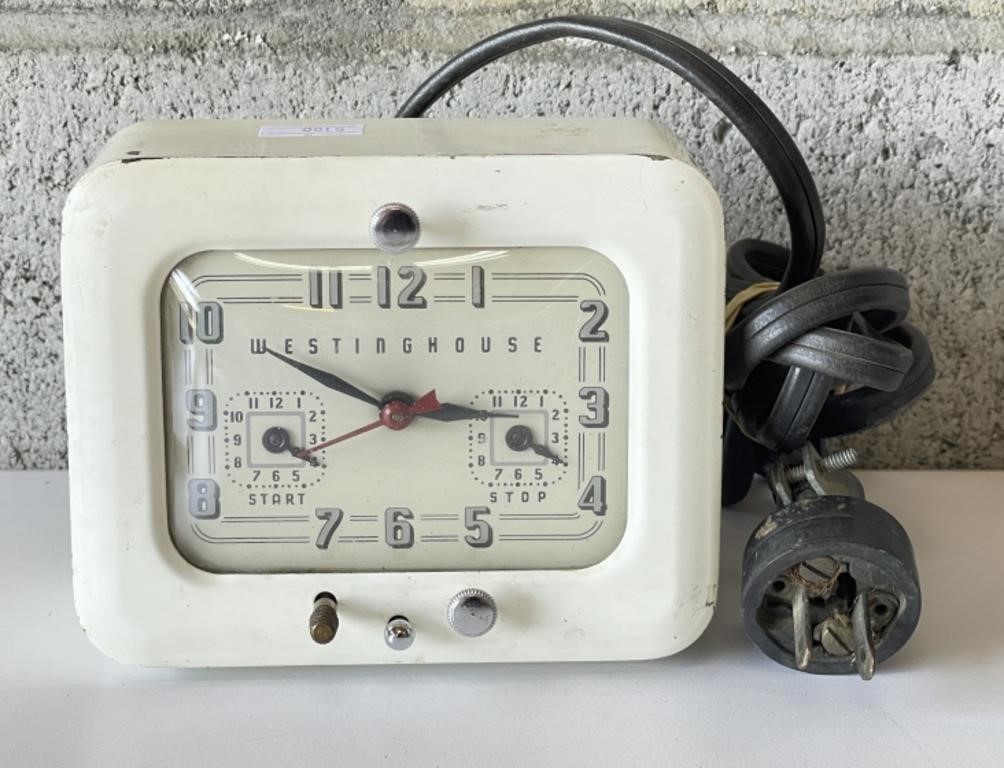 Vintage 1940s Westinghouse Electric Clock