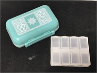 Purse pocket organizer & pill case