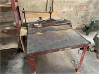 Circular Saw Bench with Belt Drive