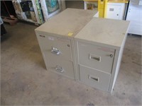 Fireproof file cabinet