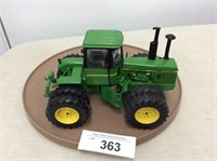 Ertl JD 8440 Tractor, no box, 1/32 scale