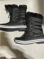 SIZE 40 - WINTER BOOTS FOR WOMEN (NO BOX)