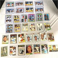 Vintage Baseball Cards Lot