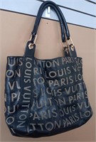 Large Louis Vuitton Purse