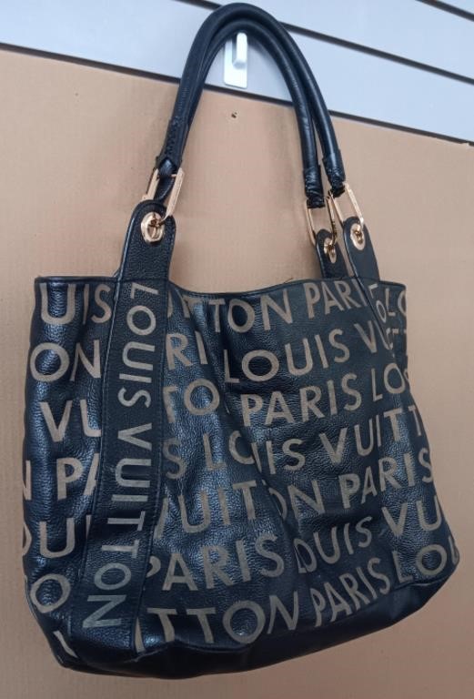 Large Louis Vuitton Purse