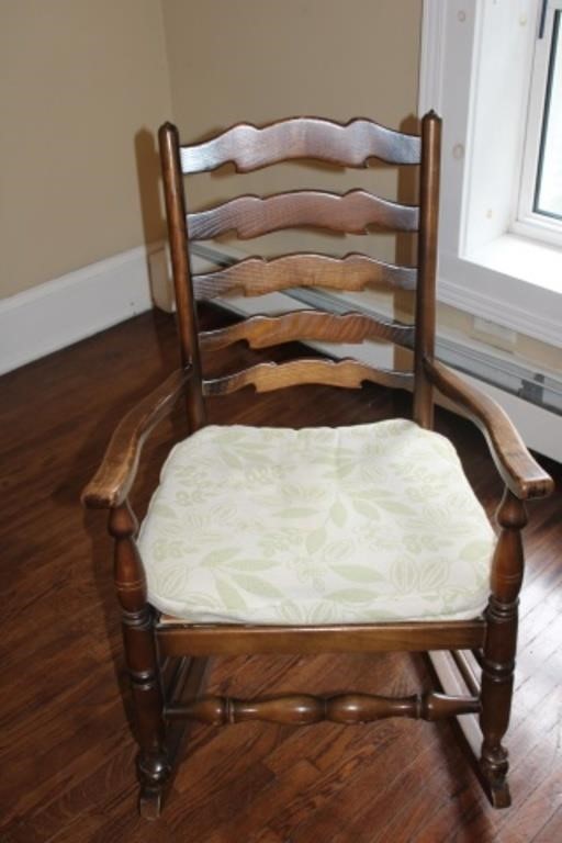 Wooden Rocking Chair