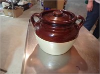 Stoneware Bean Pot w/Cover